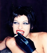 Milla Jovovich Nude Pictures