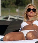 Victoria Silvstedt Nude Pictures