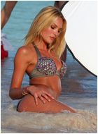 Candice Swanepoel Nude Pictures