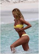 Candice Swanepoel Nude Pictures