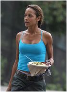 Dania Ramirez Nude Pictures