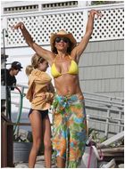 Lisa Rinna Nude Pictures