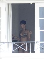 Rihanna Nude Pictures