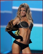 Marisa Miller Nude Pictures
