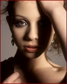 Michelle Trachtenberg Nude Pictures