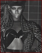 Rihanna Nude Pictures