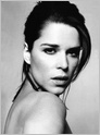 Neve Campbell Nude Pictures